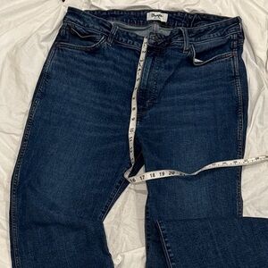 Wrangler Retro Bootcut Jeans | women’s 33x32 | Dark Wash